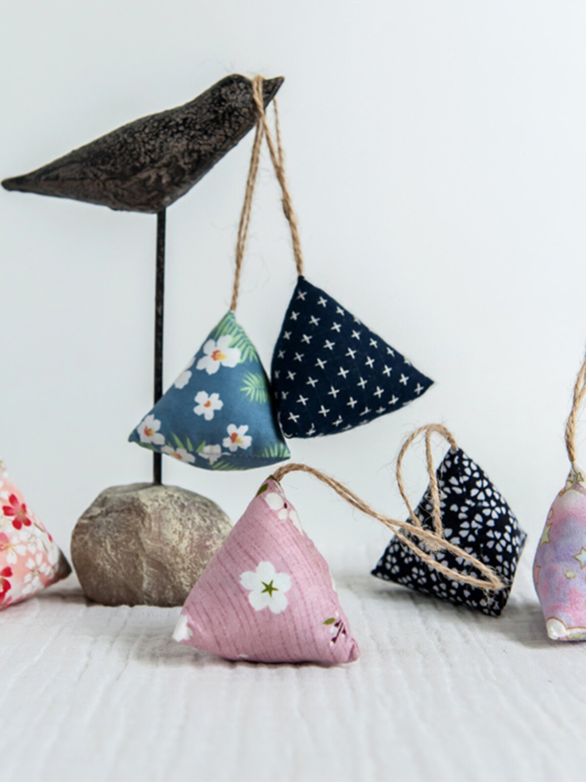 DRAGON BOAT FESTIVAL HANDMADE WORMWOOD ZONGZI SACHET SACHET MOSQUITO REPELLENT BEDROOM ROOM CAR PORTABLE SACHET FABRIC PENDANT