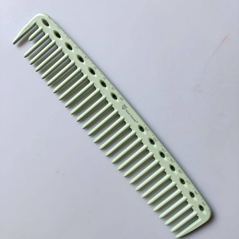 大号洞洞宽齿女发梳理发店专用剪发梳发型师美发梳中长发裁剪梳子