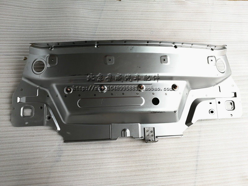 北京汽车北汽绅宝x25后围板 尾门门槛总成 加强板 钣金