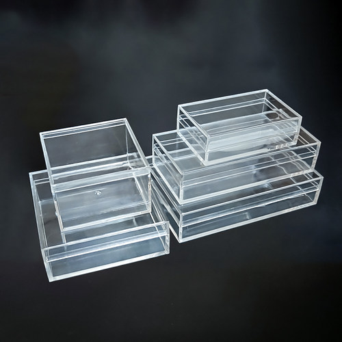 纯色透明塑料长方形礼品盒