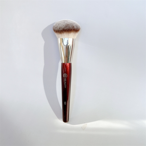 正品现货 美国BK著名101#扫把斜坡型粉底刷底妆刷修容刷服帖无痕