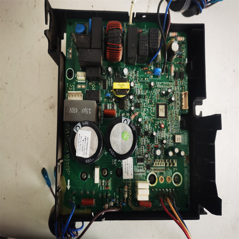 原装格力家用208通用变频空调主板电脑板e6h5维修凯迪斯q迪u酷
