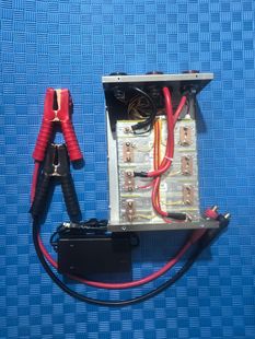 松下27A高倍率70C大容量三元 锂12V24V电池组汽车货车应急启动电源