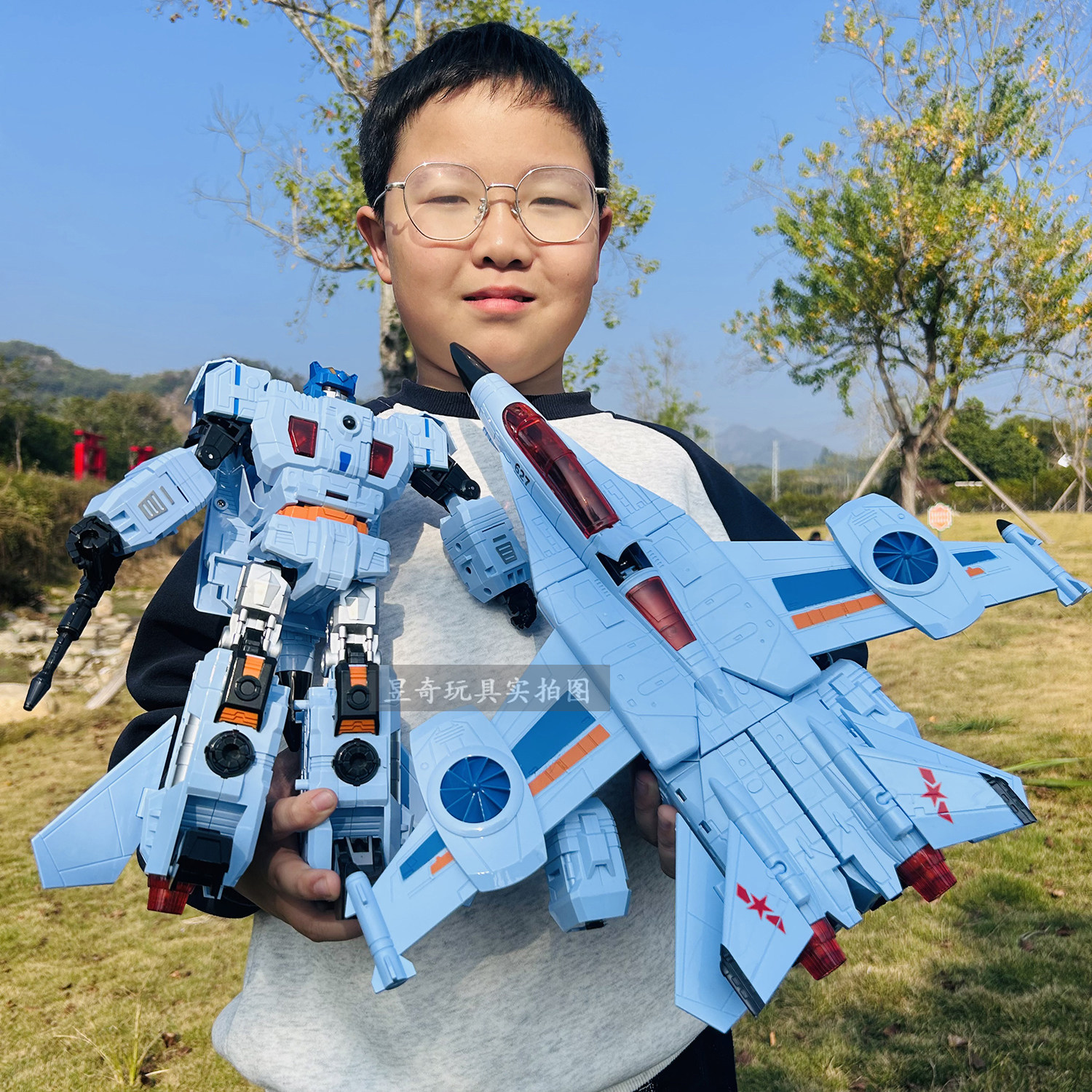 声光变形战斗机黄蜂重庆的士警车擎天机器人儿童大号玩具益智礼物,玩具/童车/益智/积木/模型,儿童机器人/变形玩具,淘宝优惠券,粉丝福利购,淘宝优惠卷
