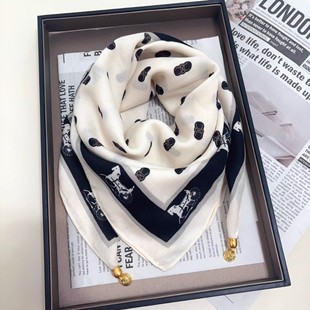 Magnetic Neck Warmer Scarf - Triangle & Square Styles