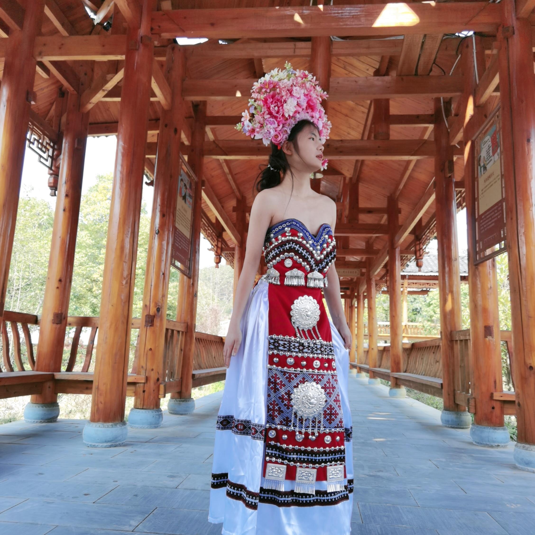 苗疆少女服装半身裙长裙贵州云南少数民族服饰新款原创苗族服饰