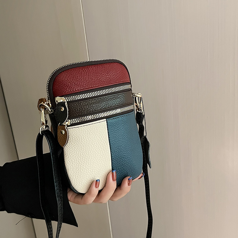 真皮拼接迷你手机包零钱小包女2024新款时尚软牛皮单肩斜挎小方包,箱包皮具/热销女包/男包,小方包,淘宝优惠券,粉丝福利购,淘宝优惠卷