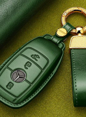 25/26适用于奔驰A35 A45S A180L A200L A35L钥匙套真皮遥控包男扣