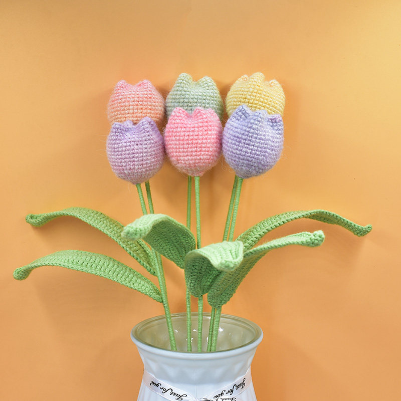 手工编织毛线郁金香花束渐变彩色花朵成品仿真花老婆女友闺蜜礼物