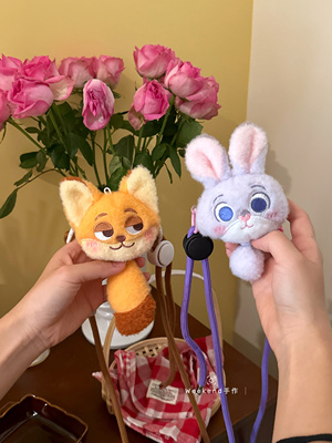 正版疯狂动物城朱迪狐尼克毛绒公仔手机背夹可斜挎创意可爱礼物