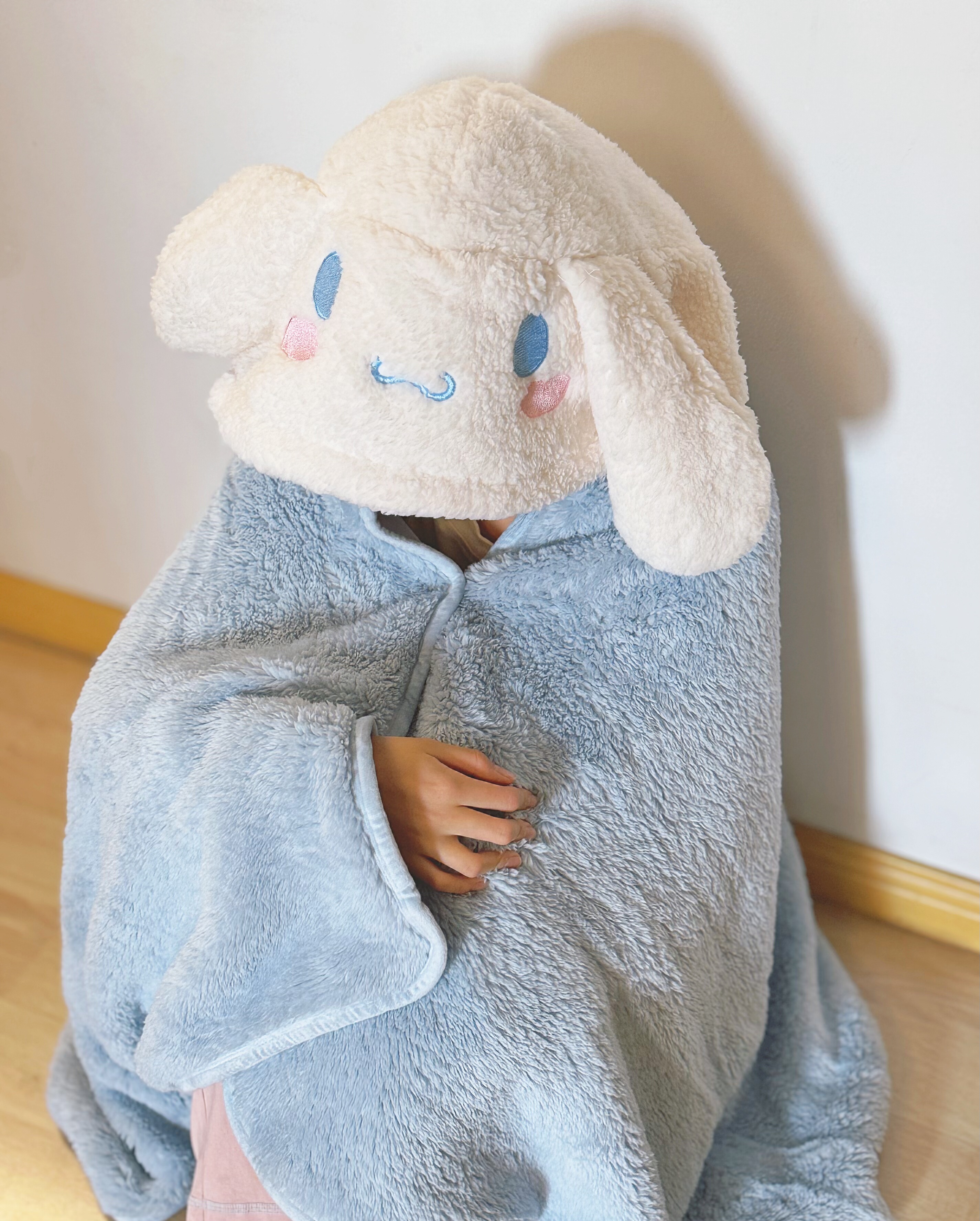 三丽鸥A类加厚连帽毛绒斗篷