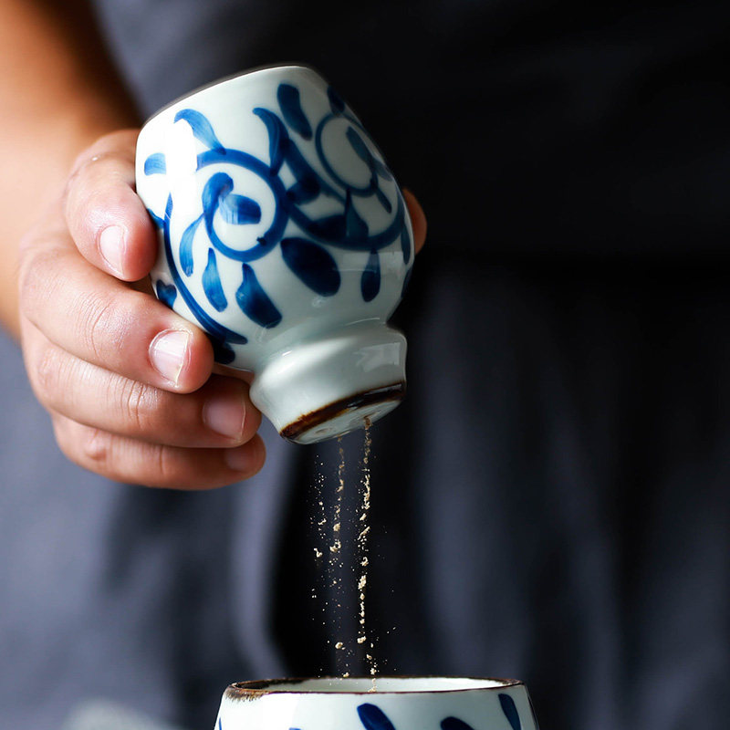 NDP Japanese ceramics Salt and pepper pot Kitchen Caster Sauce pot Pepper Salt shaker Toothpick Holderin the Kitchen/Cooking utensils , Kitchen Gadgets/Kitchen storage , Storage jars/Kitchen storage containers , Seasoning bottles  category - from Buy2taobao.com to provide professional Taobao agent buy service