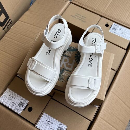 俄罗斯厚底包头真皮露趾凉鞋