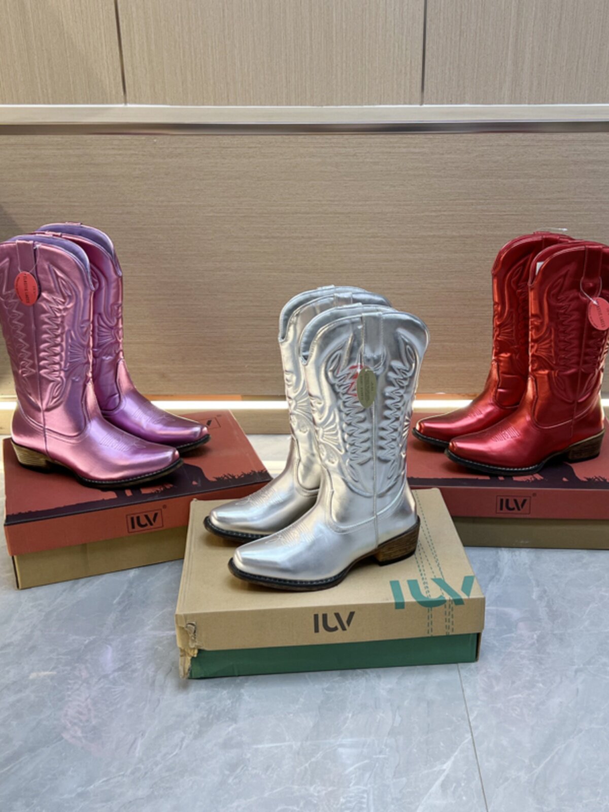 고품질 대외 무역 오리지널 싱글 두꺼운 힐 자수 밝은 색상 세련된 복고풍 웨스턴 부츠 대형 미드 송아지 카우보이 부츠 마틴 부츠