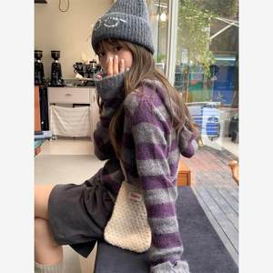 迪葵纳慵懒紫色条纹连帽毛衣秋冬新款韩系宽松针织衫卫衣
