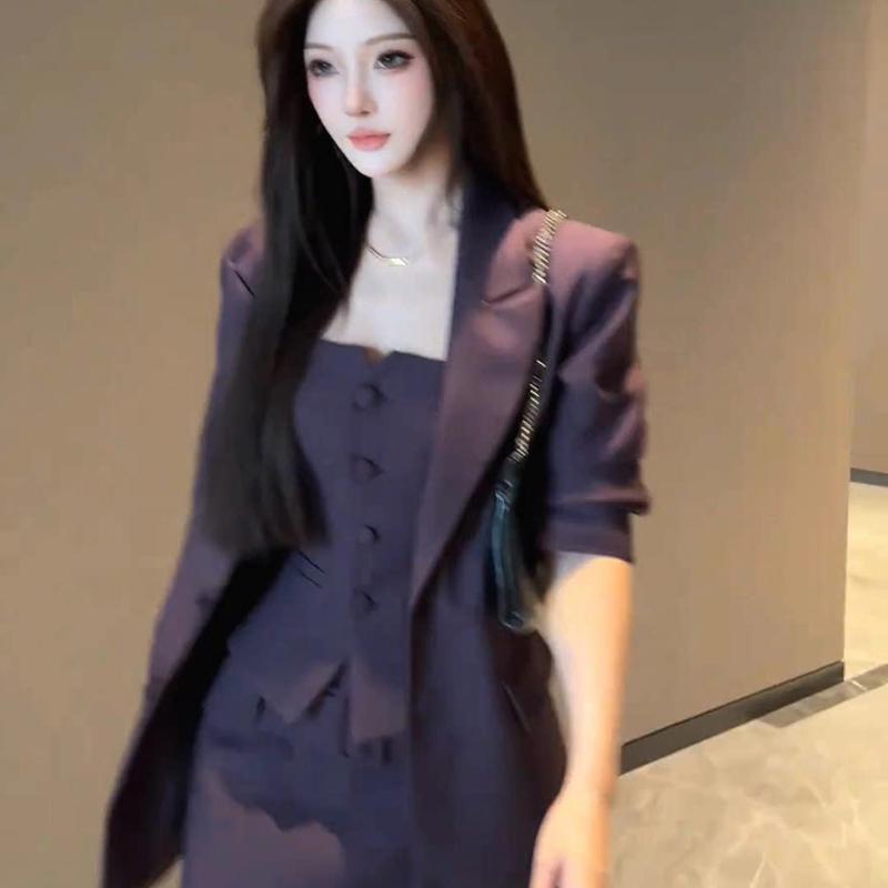 秋季网红新品职业西装三件套裙女抹胸吊带外套半身裙高级感套装