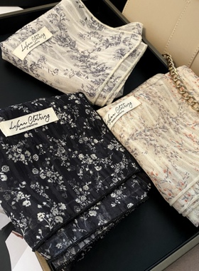 高级感黑色薄款小碎花丝巾女小方巾棉麻围巾复古百搭装饰围脖领巾