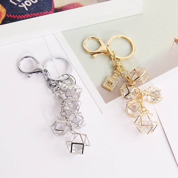 創意鑽戒鑰匙扣女韓版可愛水晶鑰匙挂件 定制汽車鑰匙扣女在類目 節慶用品/禮品, 創意禮品, 鑰匙扣中 - 來自Buy2taobao.com提供專業的淘寶代購服務