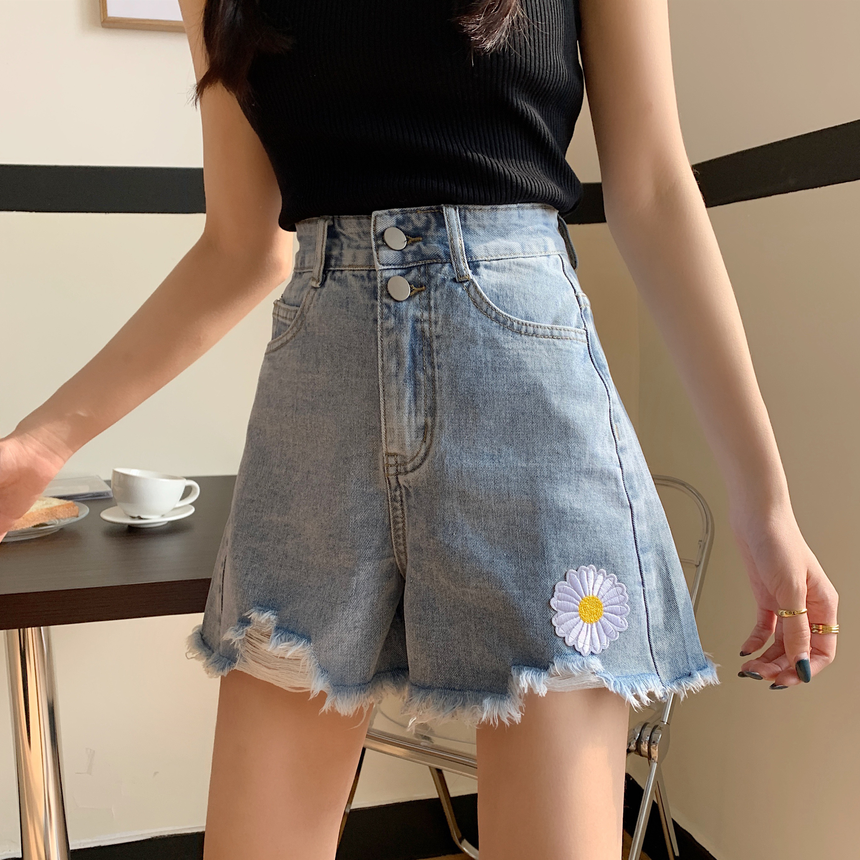 Real price new high waist loose skinny Daisy denim shorts