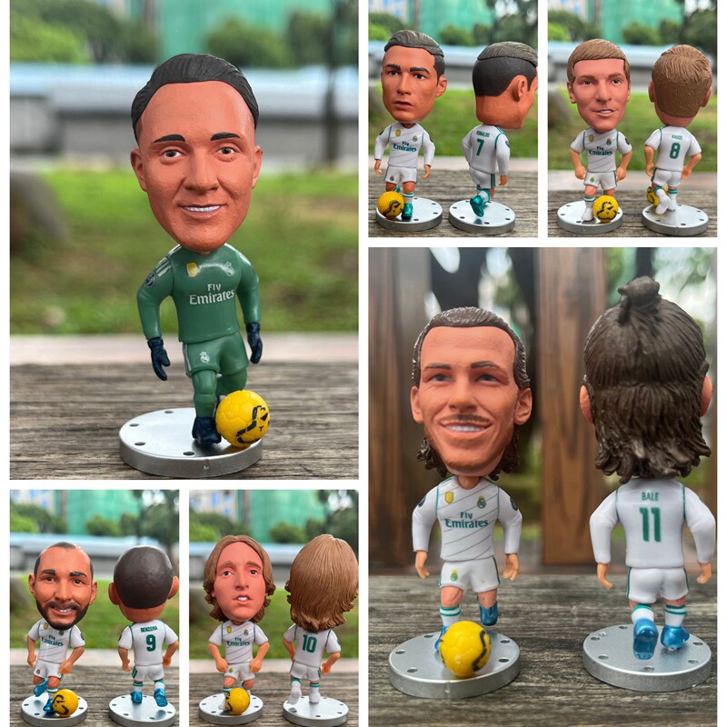 皇马17-18赛季球星人偶C罗贝尔本泽马拉莫斯克罗斯瓦拉内公仔摆件