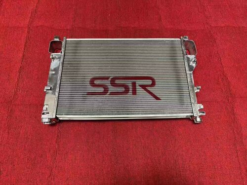 阿尔法罗密欧加大中冷水箱SSR