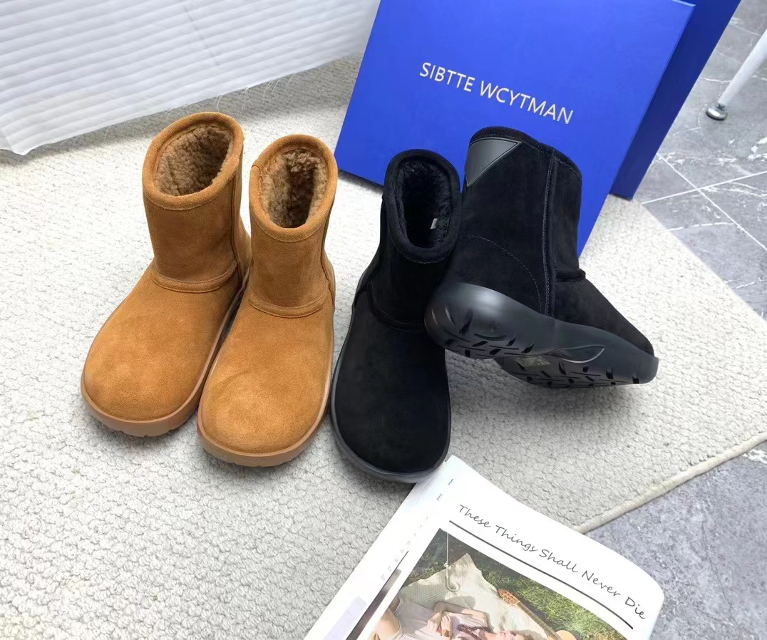 SIBTTEWCYTMAN雪地靴冬短筒女鞋