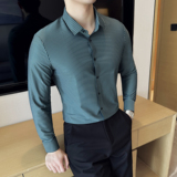 绿色
