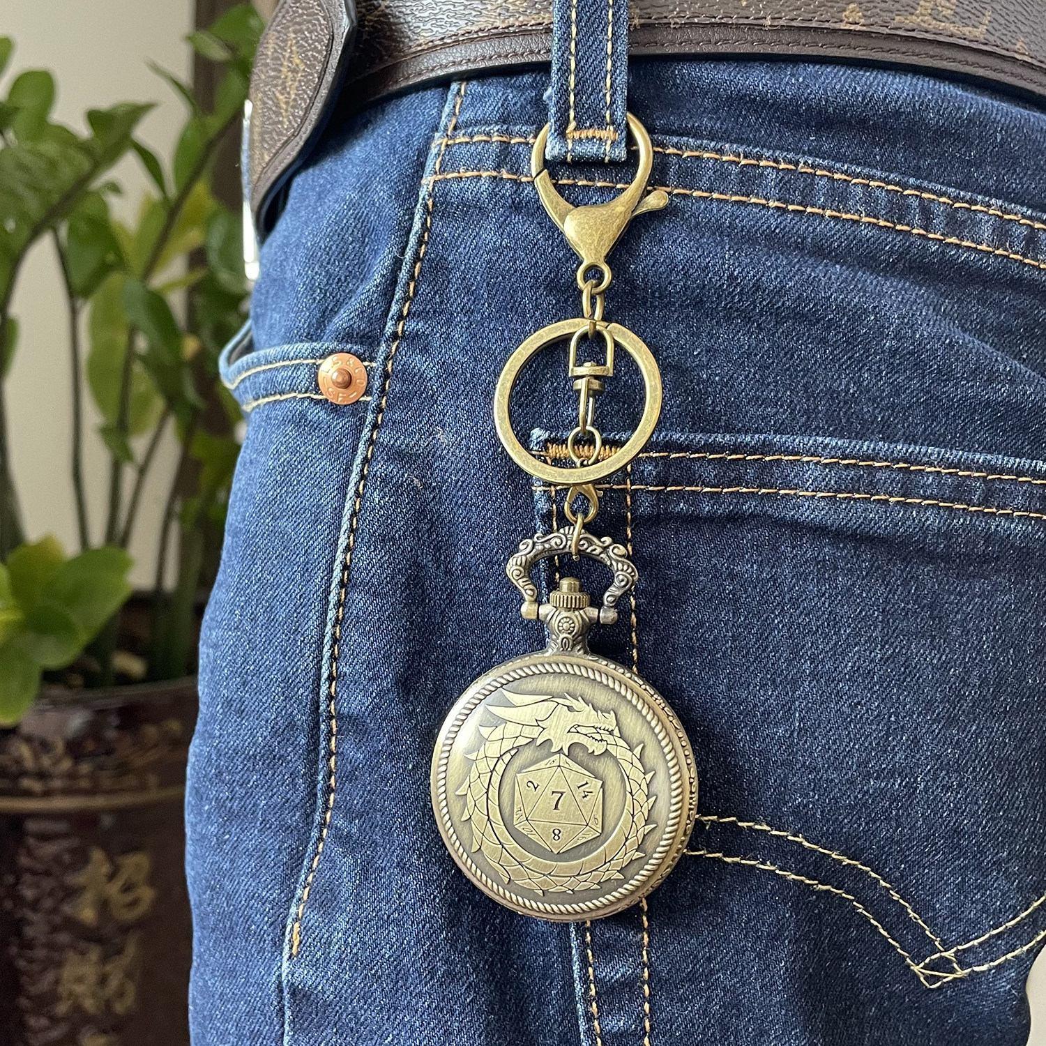 复古金属20多面骰子COC桌游跑团TRPG克苏鲁色子龙与地下城DND筛子,模玩/动漫/周边/娃圈三坑/桌游,桌游配件/卡套/保护膜,淘宝优惠券,粉丝福利购,淘宝优惠卷