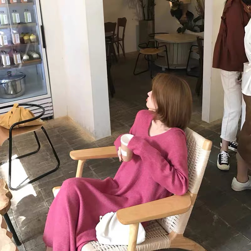 秋冬新款连衣裙女中长款针织打底连帽百搭长袖纯色羊毛过膝套头裙