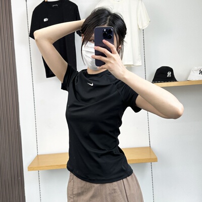 Nike耐克短袖女小勾短款运动T恤