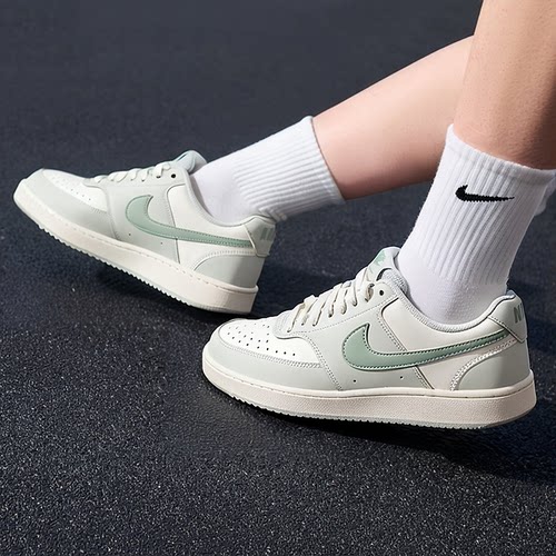 耐克缓震耐磨透气休闲运动板鞋女