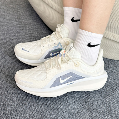 Nike耐克女子防水公路专业跑步鞋