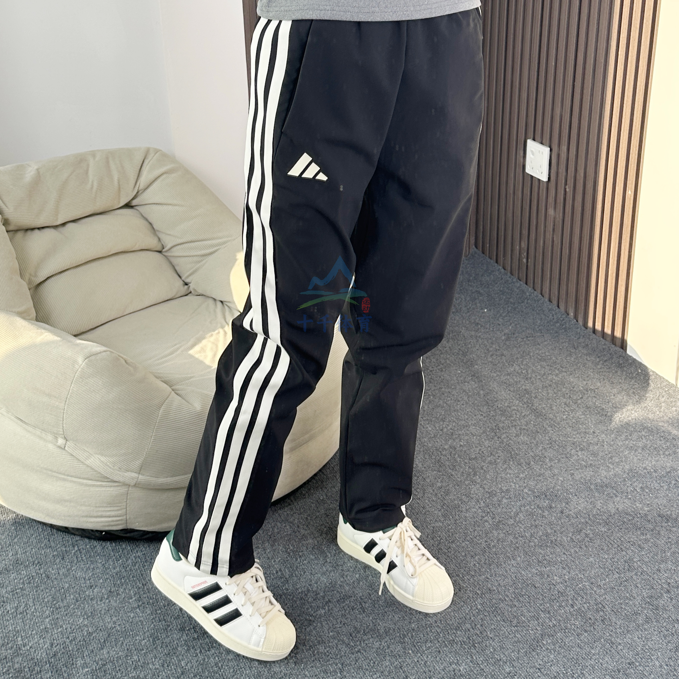 阿迪达斯男子宽松透气运动长裤
