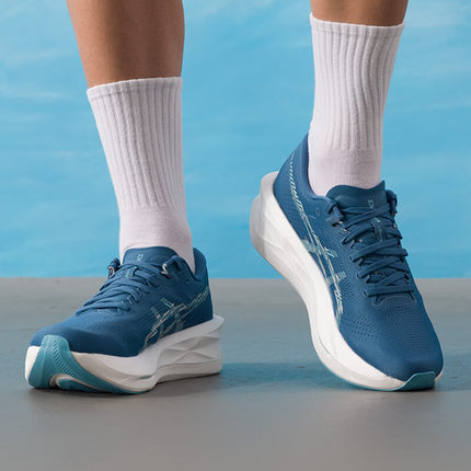 ASICS亚瑟士跑步鞋男SONICBLAST公路轻量透气训练运动鞋1011C083