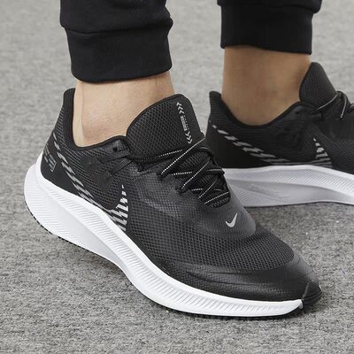 耐克缓震透气运动轻便跑步鞋男鞋