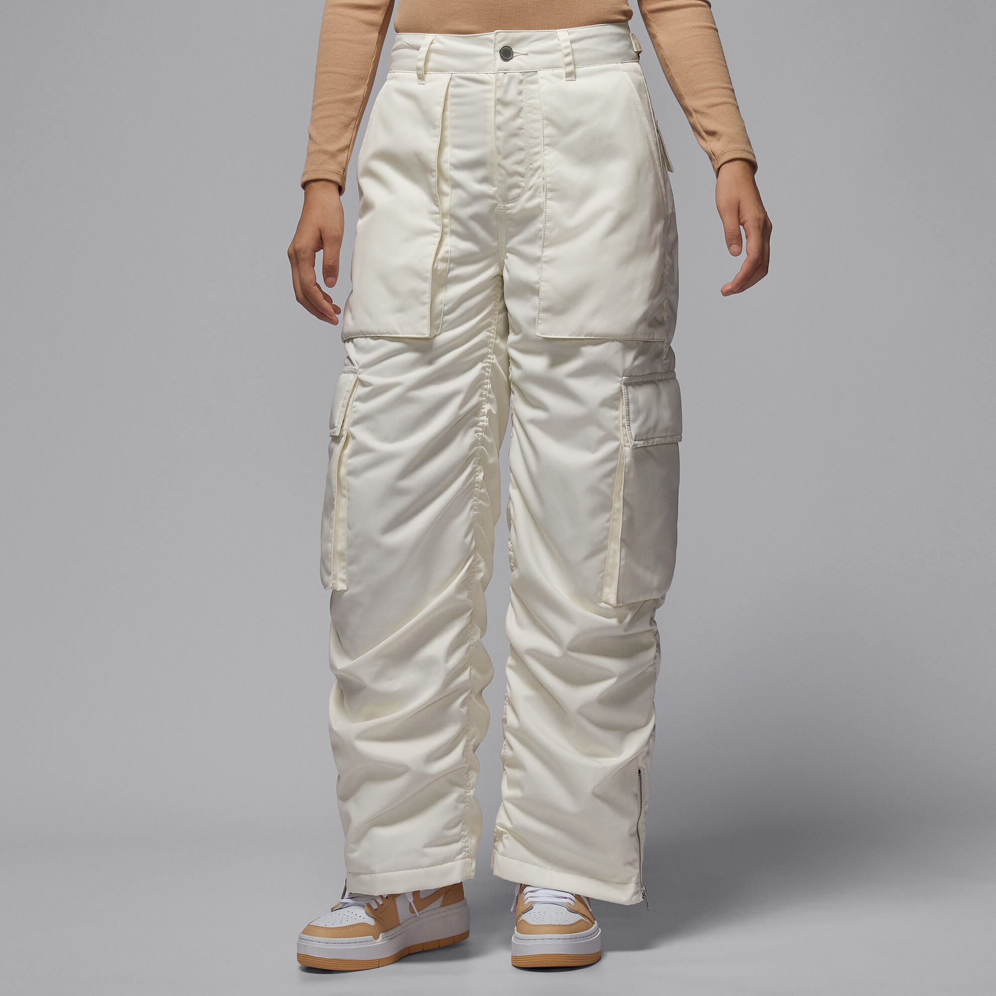 Nike耐克JORDAN女子运动休闲保暖工装机能轻便宽松直筒长裤HV0343