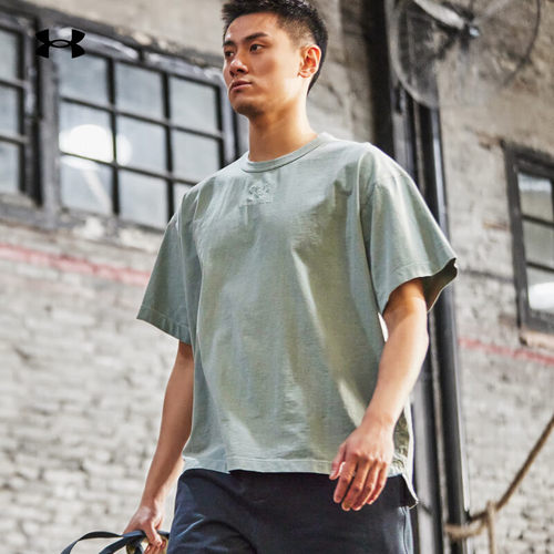 安德玛UA男子短袖透气运动T恤