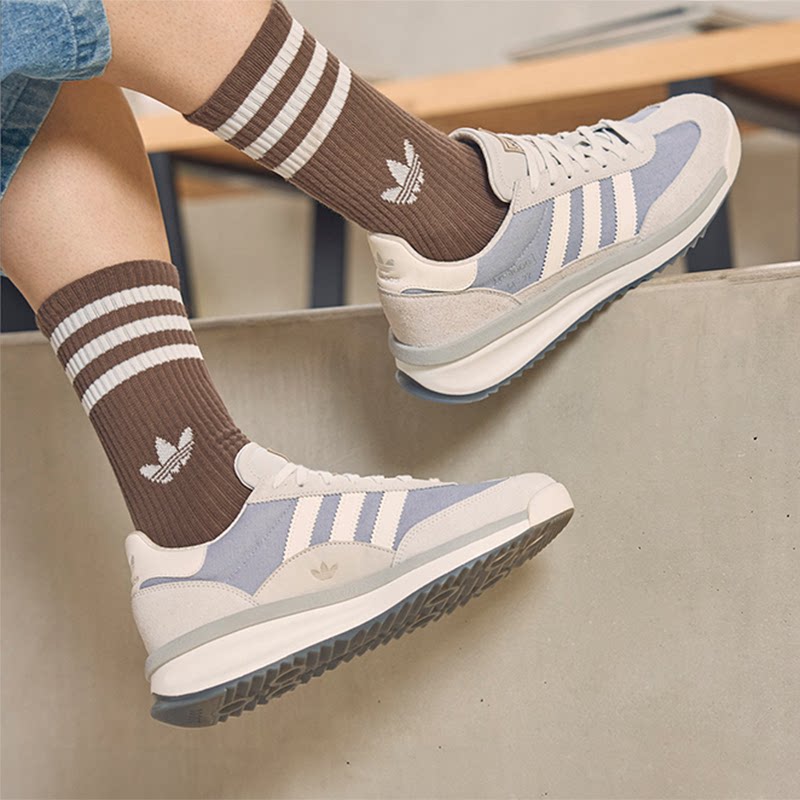 25秋季新款Adidas阿迪达斯三叶草跑步鞋男女情侣透气运动鞋JI2505