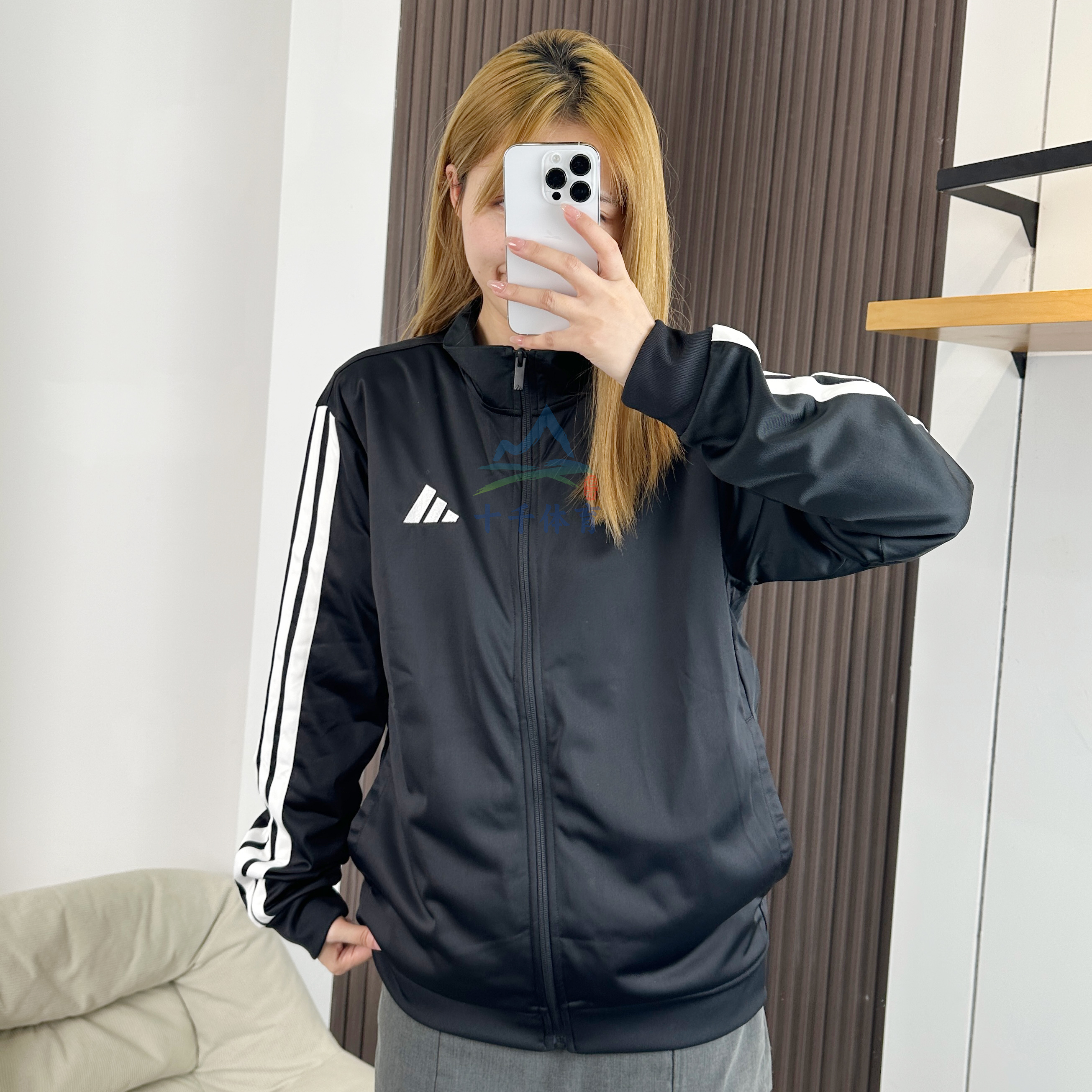 阿迪达斯男运动健身训练外套