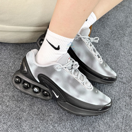 Nike耐克男子Airmax气垫运动鞋
