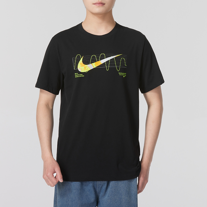 24新款Nike耐克T恤男子运动服健身衣舒适宽松透气圆领短袖FV8391
