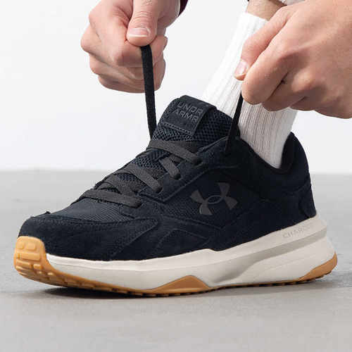 安德玛UA男子运动训练轻盈跑步鞋