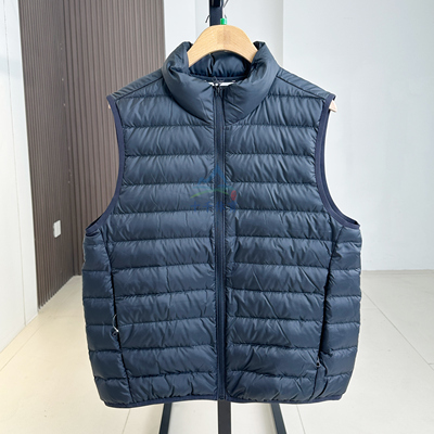 安德玛保暖运动羽绒服马甲背心男