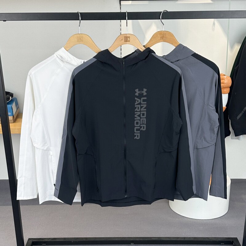 UA安德玛外套男连帽健身训练速干运动服跑步梭织夹克1377486