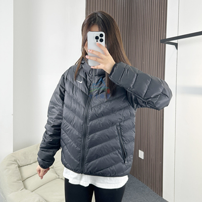 Nike耐克女子运动休闲羽绒服外套