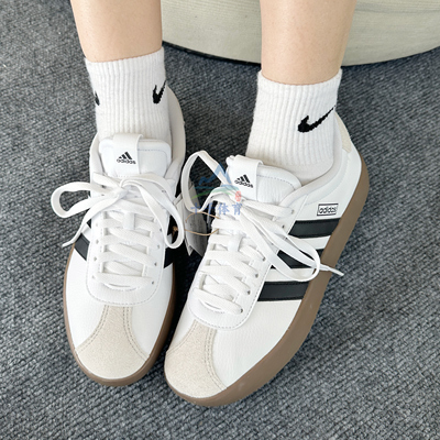 阿迪达斯男女款运动休闲T头板鞋