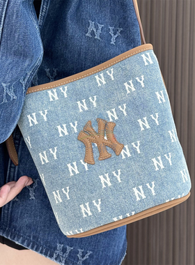 25秋季新款MLB水桶包男女NY老花满印牛仔斜挎包单肩包3ABMMV55N