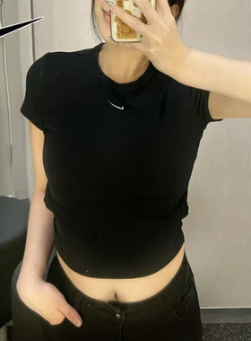 Nike耐克女子紧身短袖短款细罗纹上衣25春季新款刺绣T恤HJ0720