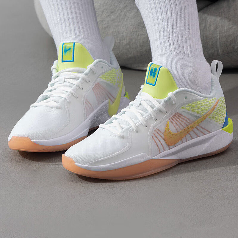 Nike耐克25春季新款休闲男女童萨布丽娜潮流轻便耐磨运动鞋HF1188