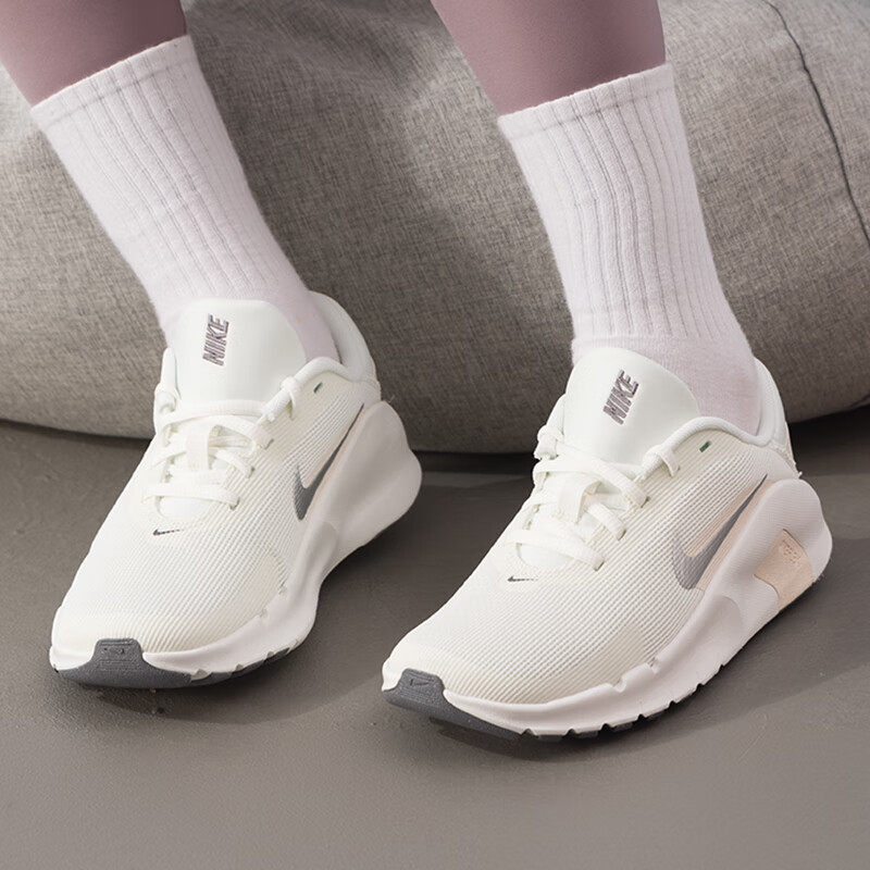 NIKE耐克25冬季FLEX TRAIN女子网面透气轻便缓震运动跑步鞋HV9981